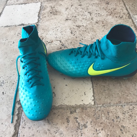 nike magista size 9.5